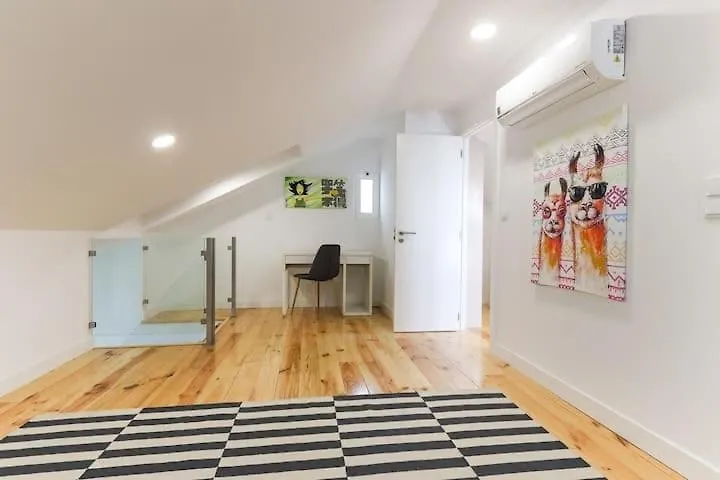 Lisbon Duplex Deluxe 아파트 0*,